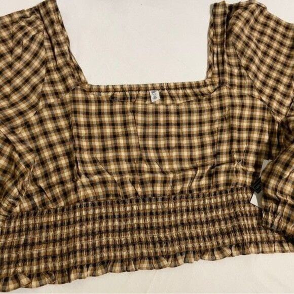 BP Dreamy · Junior 3X · Smocked Long Sleeve Crop · Plaid Tan-Black · Square Neck - Picture 10 of 14